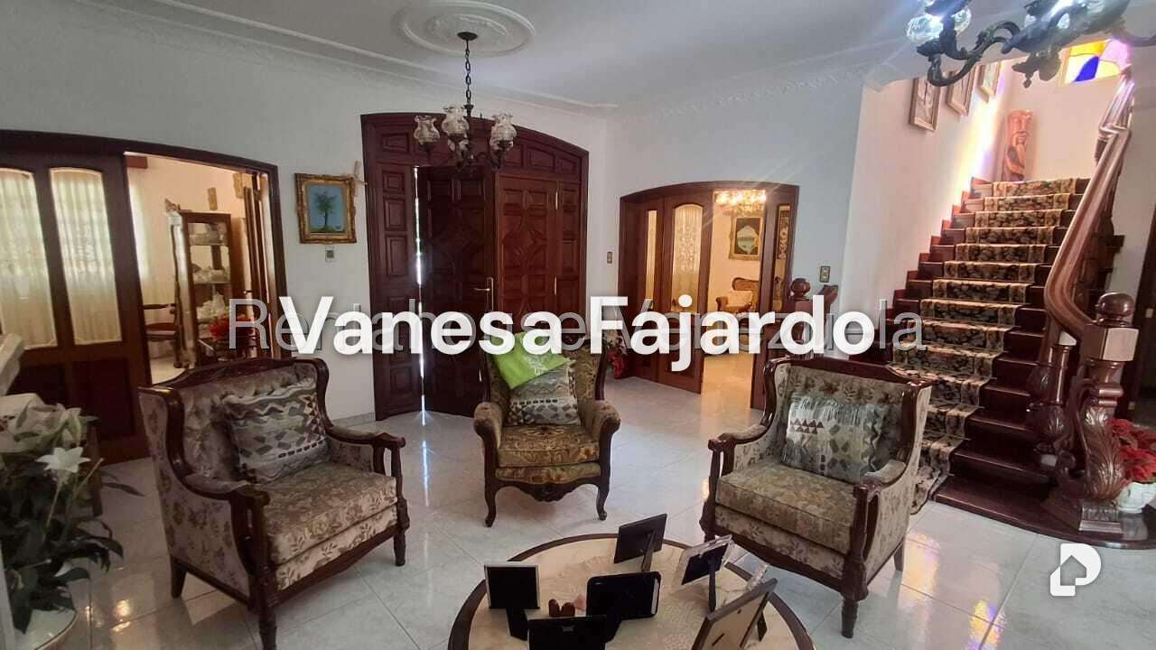 Casa en La Paz, Caracas – 6