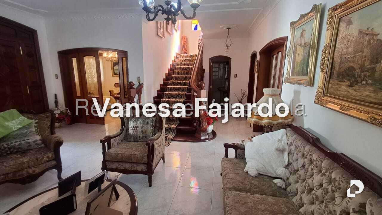 Casa en La Paz, Caracas – 5