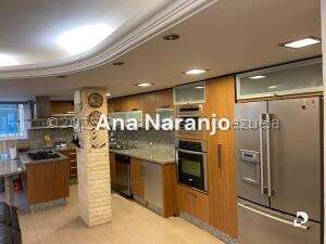 Casa en Alto Prado, Caracas – 11