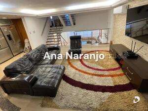 Casa en Alto Prado, Caracas – 9