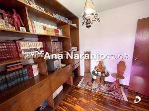 Casa en Alto Prado, Caracas – 18