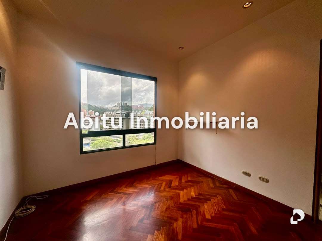 Apartamento en Colinas de Valle Arriba, Caracas – 4