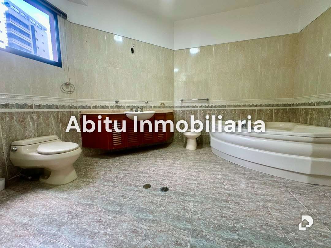 Apartamento en Colinas de Valle Arriba, Caracas – 12