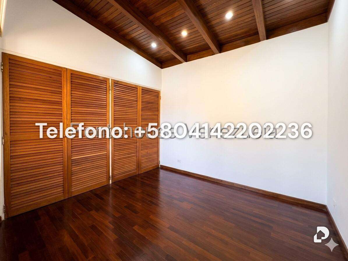 Casa en La Lagunita Country Club, Caracas – 48