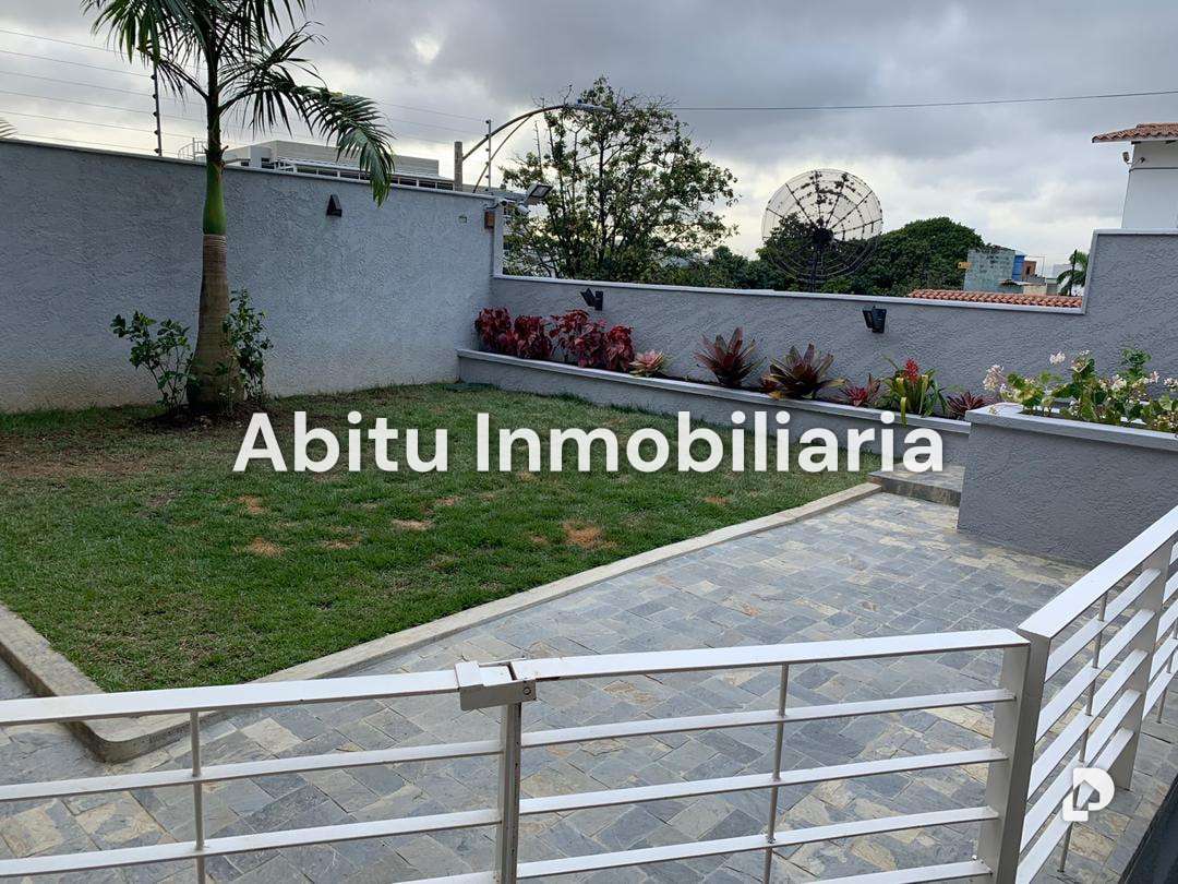 House in Altamira, Caracas – 18