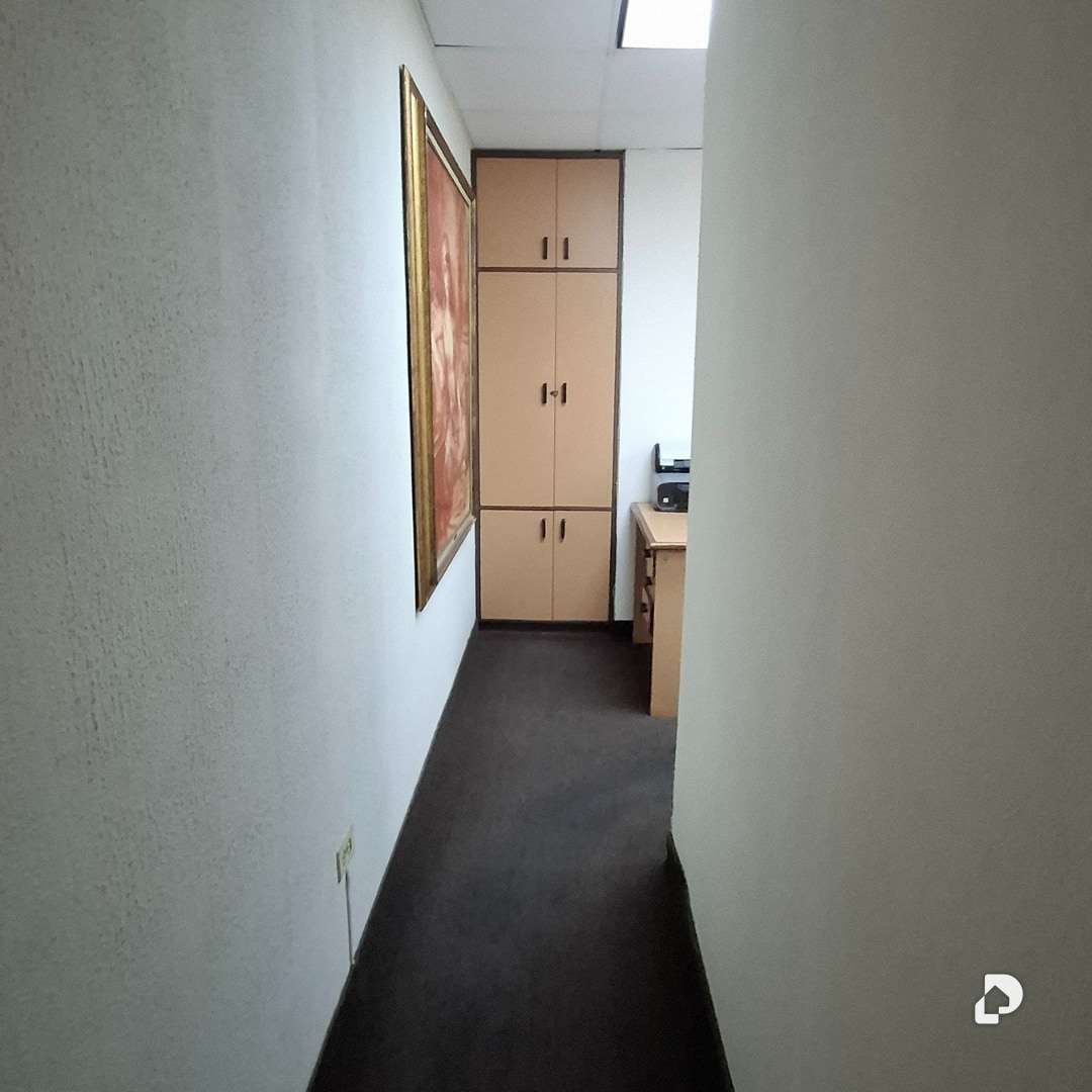 Oficina en Los Palos Grandes, Caracas – 4