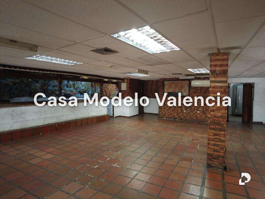 Local comercial en Valencia – 12