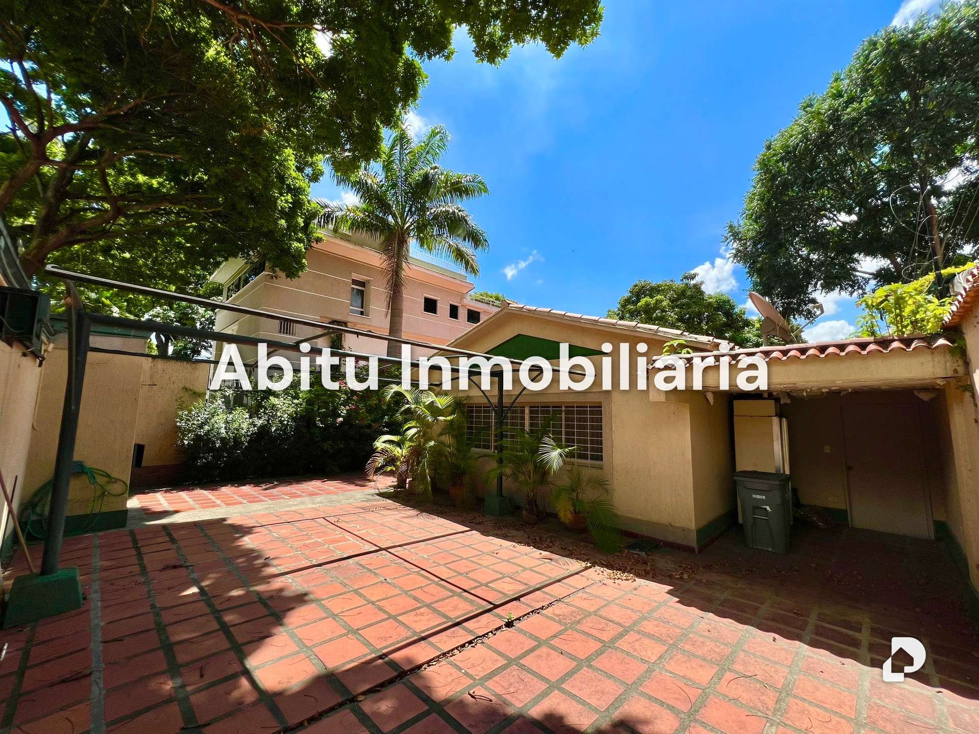 Apartamento en La Floresta, Caracas – 2