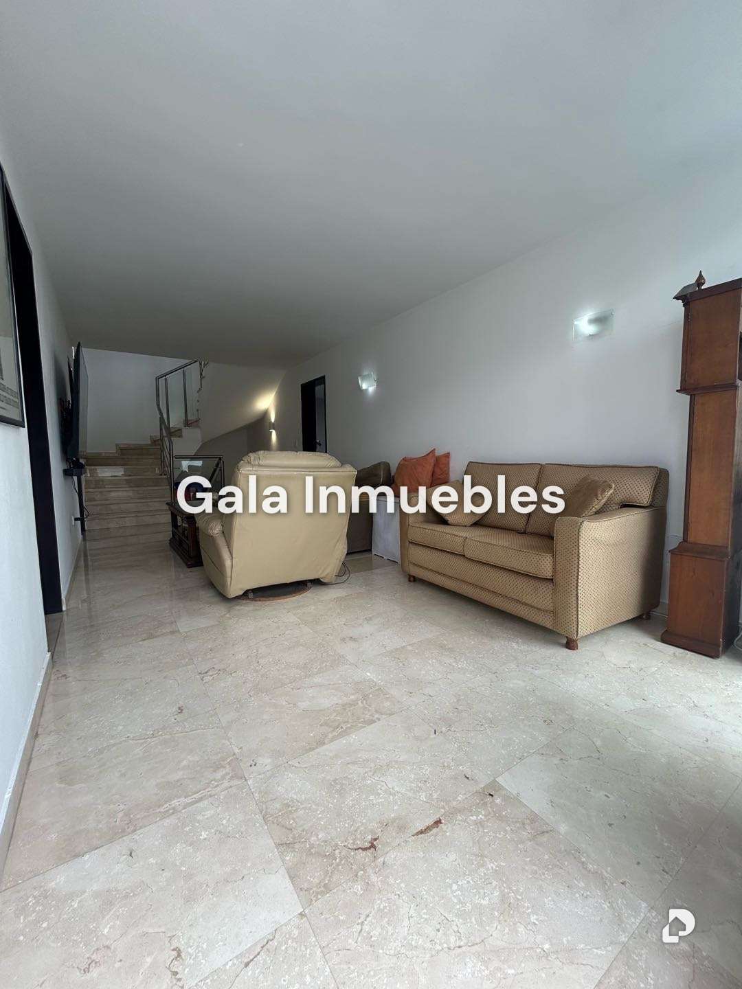 Casa en Alto Hatillo, Caracas – 11