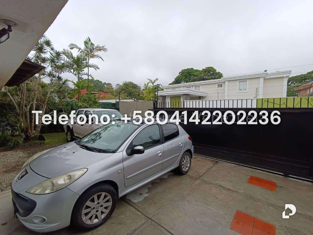 Casa en La Lagunita Country Club, Caracas – 75