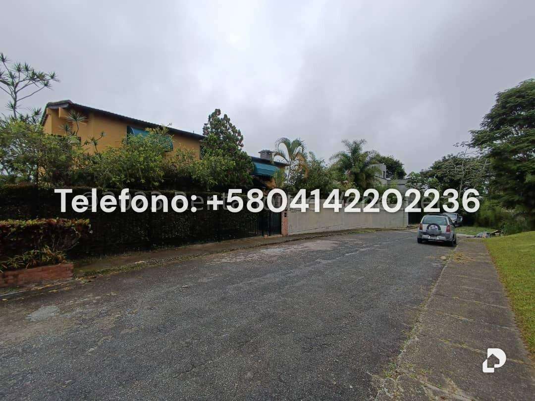 Casa en La Lagunita Country Club, Caracas – 1