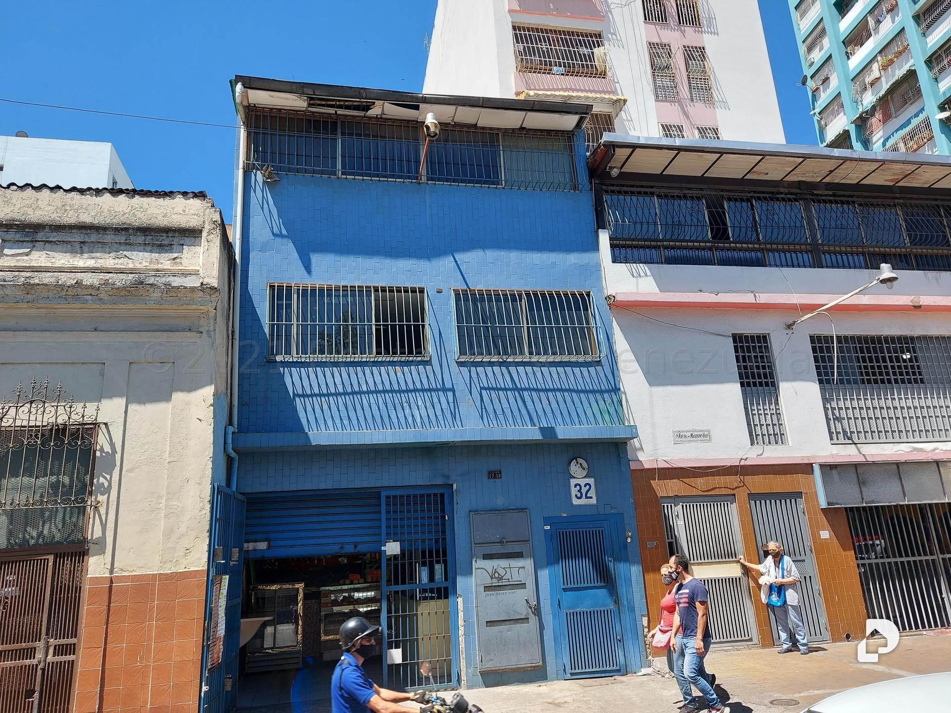 Edificio en San Juan, Caracas – 1