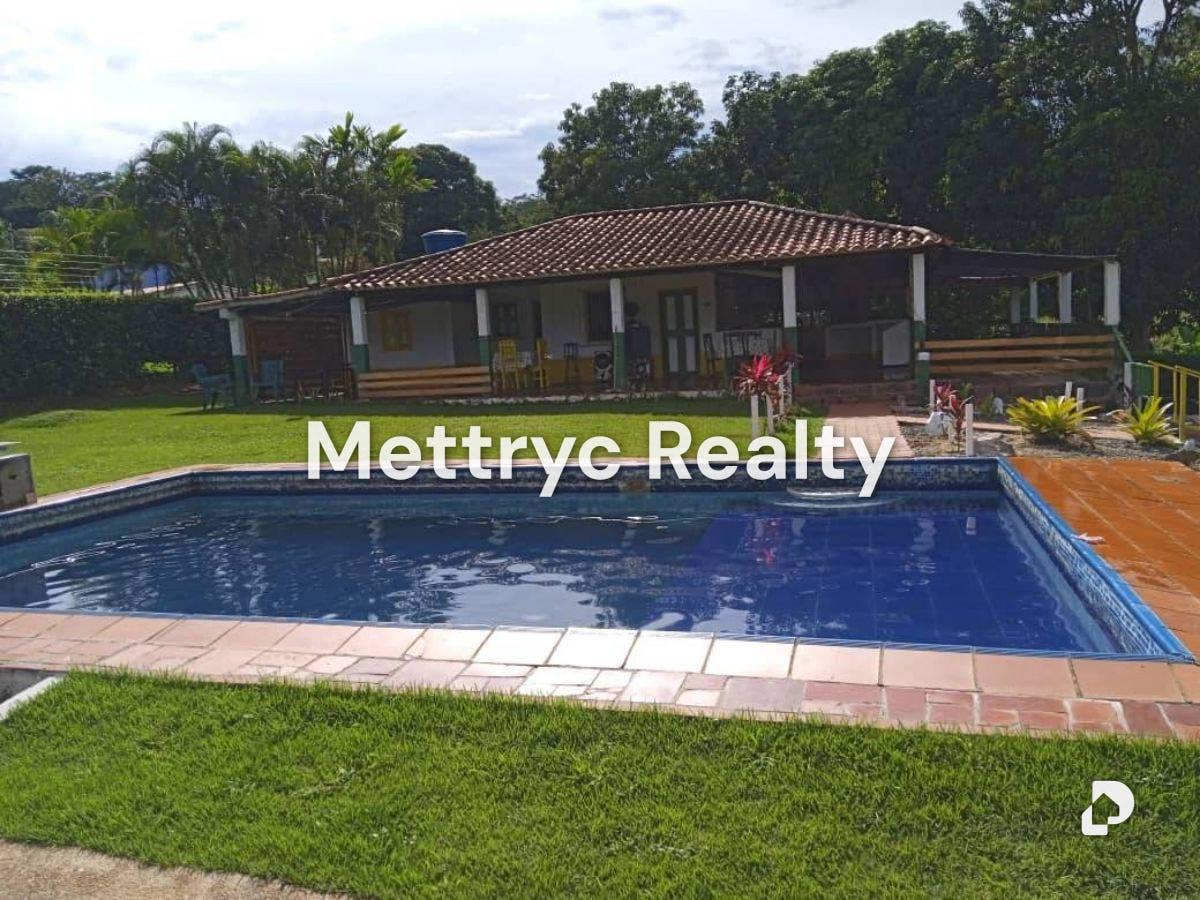 Casa en Safari Country Club, Valencia – 1