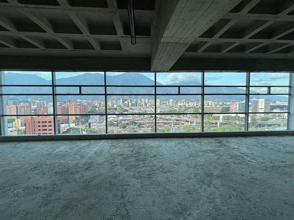 Oficina en Las Mercedes, Caracas - 1