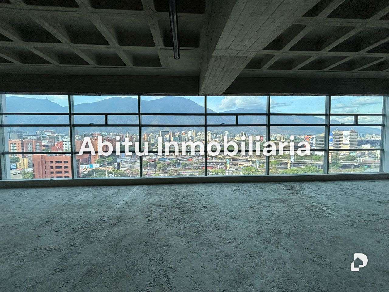 Oficina en Las Mercedes, Caracas – 1