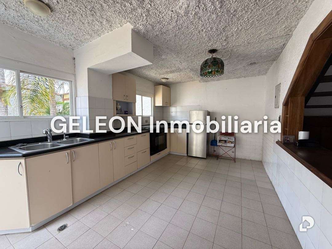 Oficina en Colinas de Bello Monte, Caracas – 9