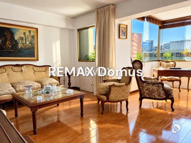 Apartamento en La Florida, Caracas – 2
