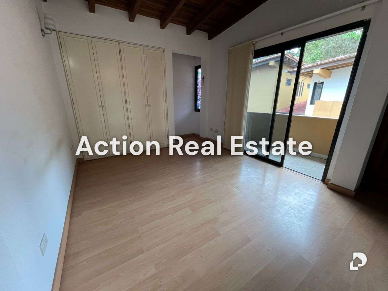 Casa en Colinas de Carrizal, Altos Mirandinos – 9
