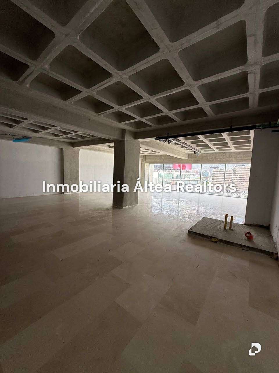 Local comercial en Las Mercedes, Caracas – 12
