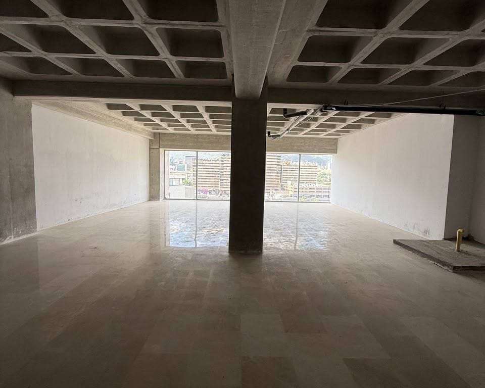 Local comercial en Las Mercedes, Caracas