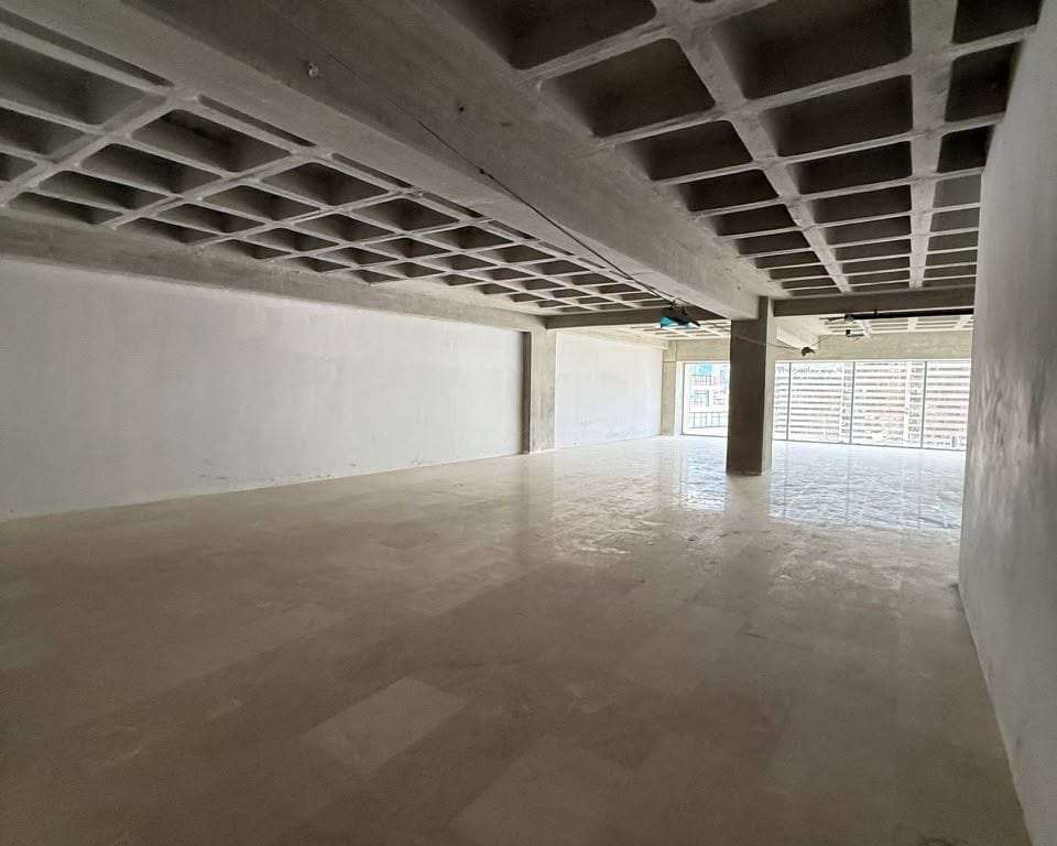 Local comercial en Las Mercedes, Caracas
