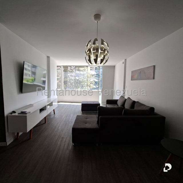 Apartamento en Los Palos Grandes, Caracas – 4