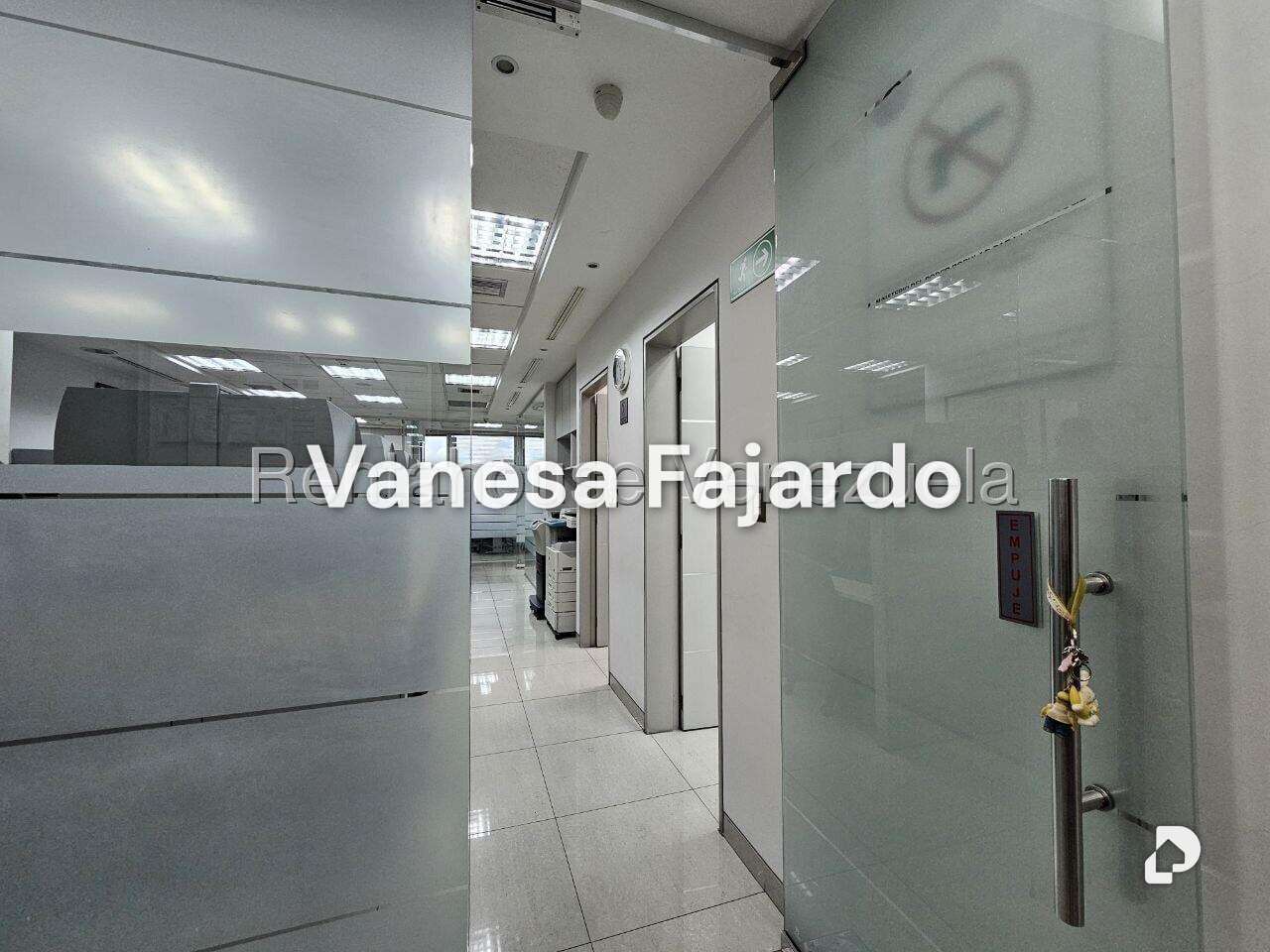 Oficina en Parroquia La Candelaria, Caracas – 5