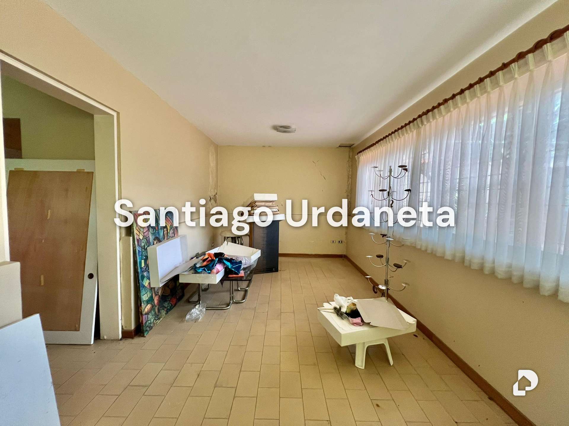House in La Floresta, Caracas – 10