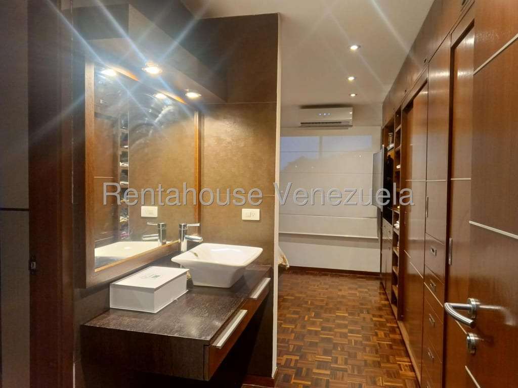 Apartamento en El Cigarral, Caracas