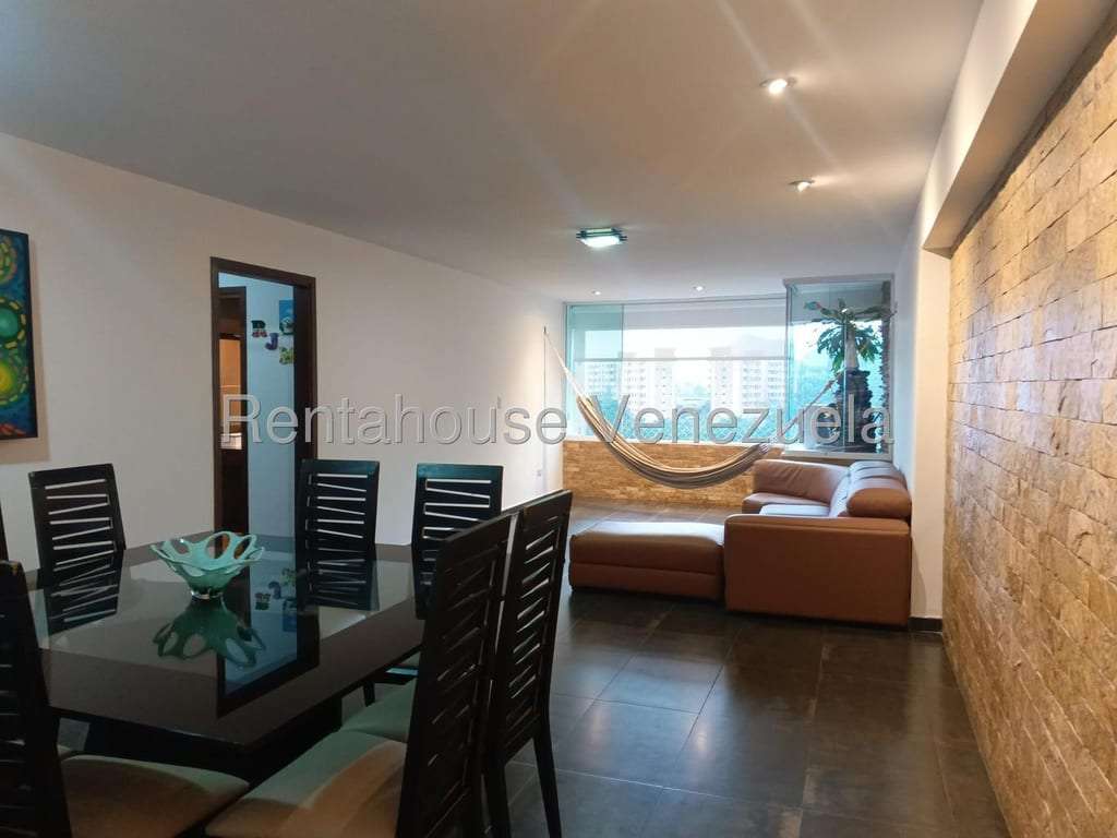 Apartamento en El Cigarral, Caracas