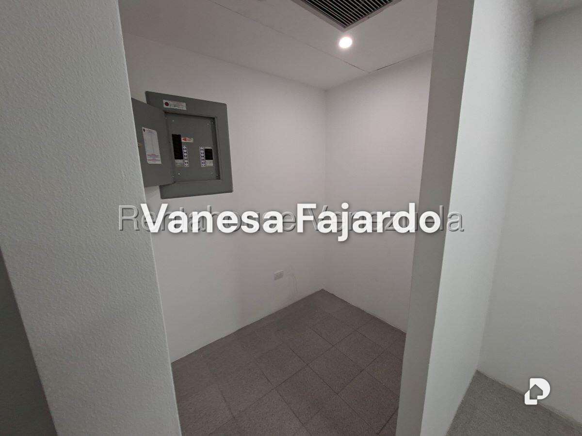 Oficina en Macaracuay, Caracas – 25