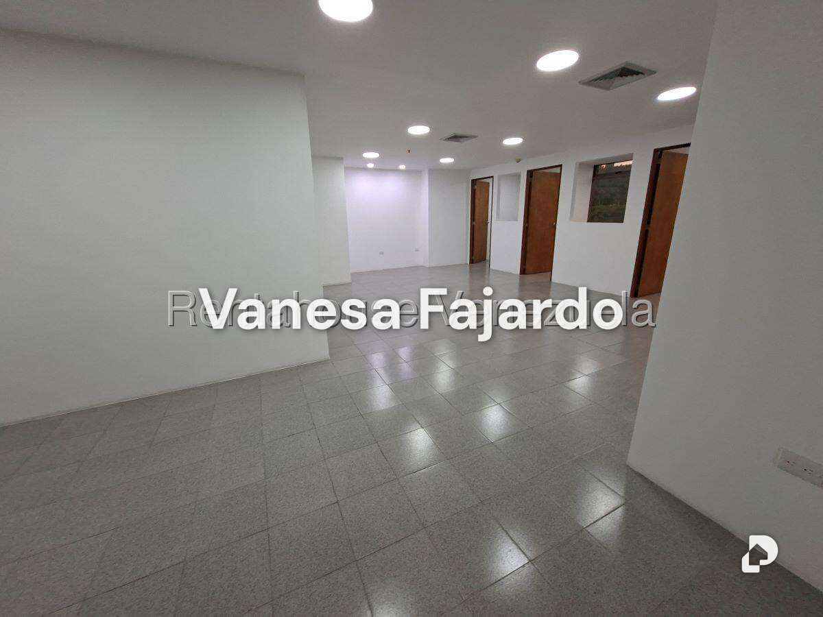 Oficina en Macaracuay, Caracas – 11