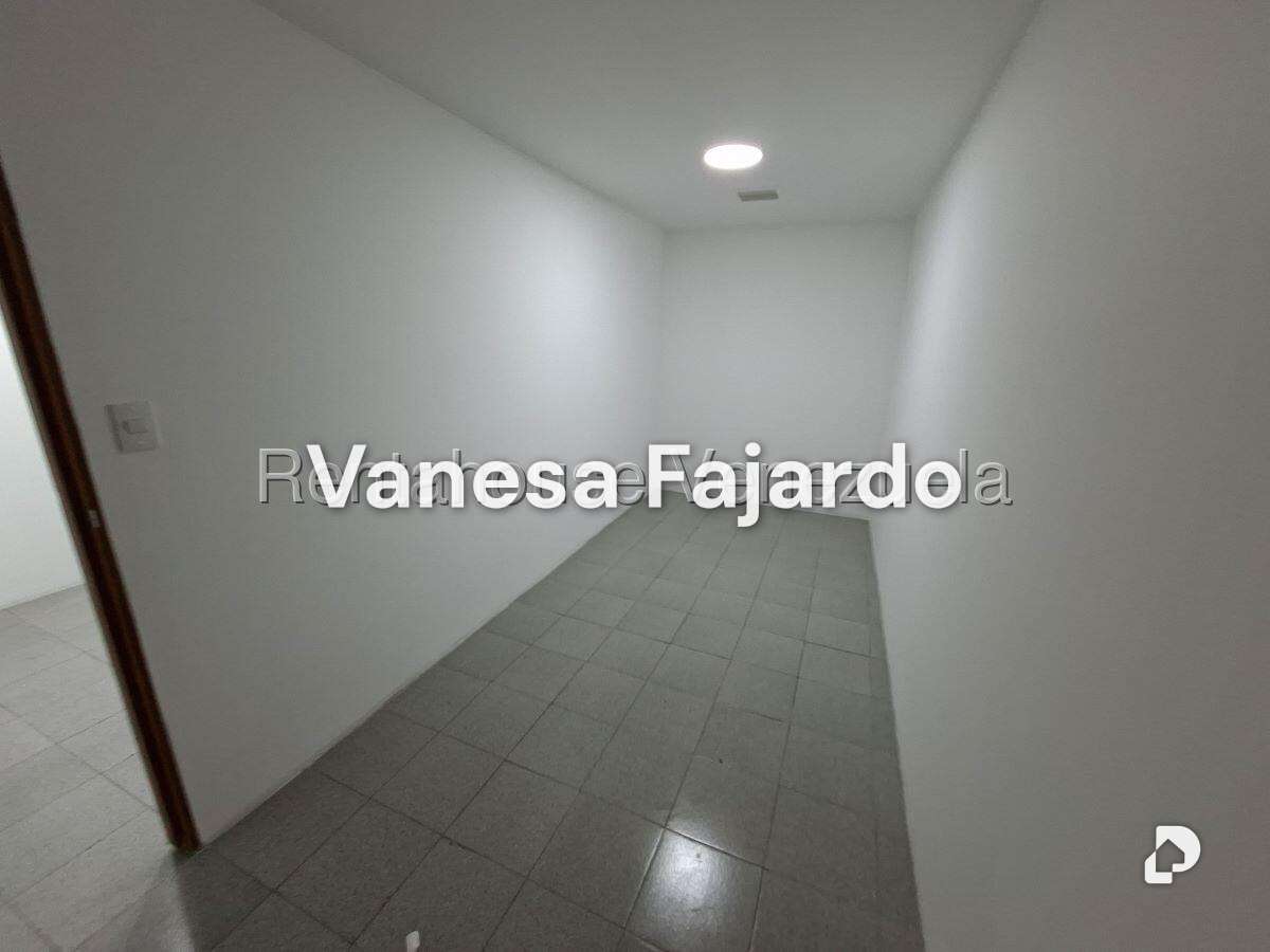 Oficina en Macaracuay, Caracas – 13