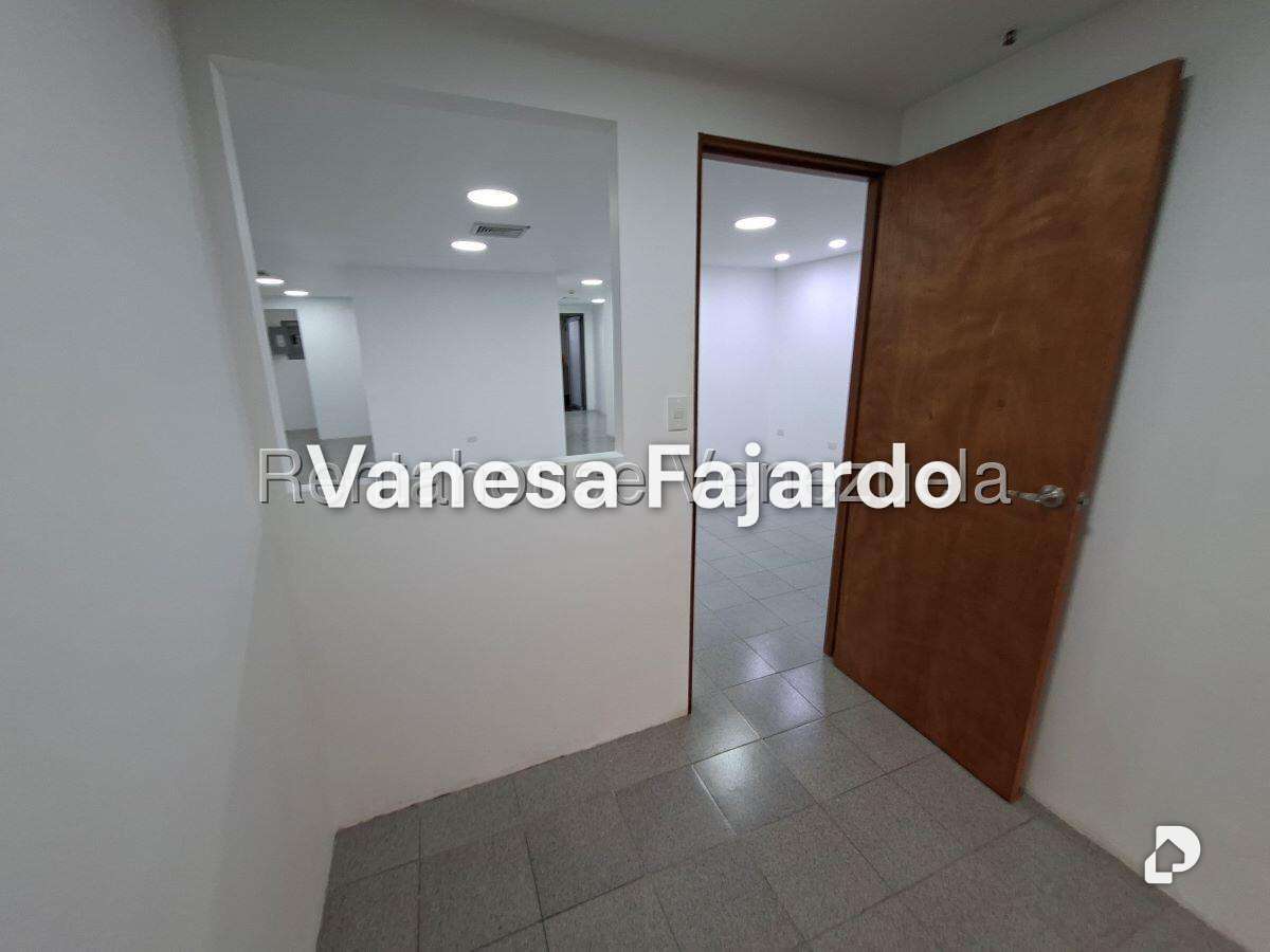 Oficina en Macaracuay, Caracas – 22