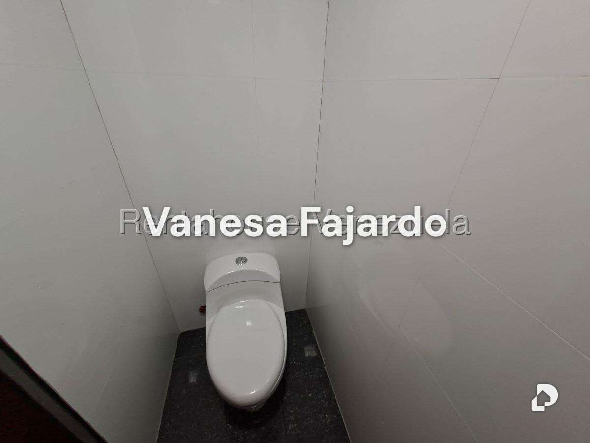 Oficina en Macaracuay, Caracas – 16