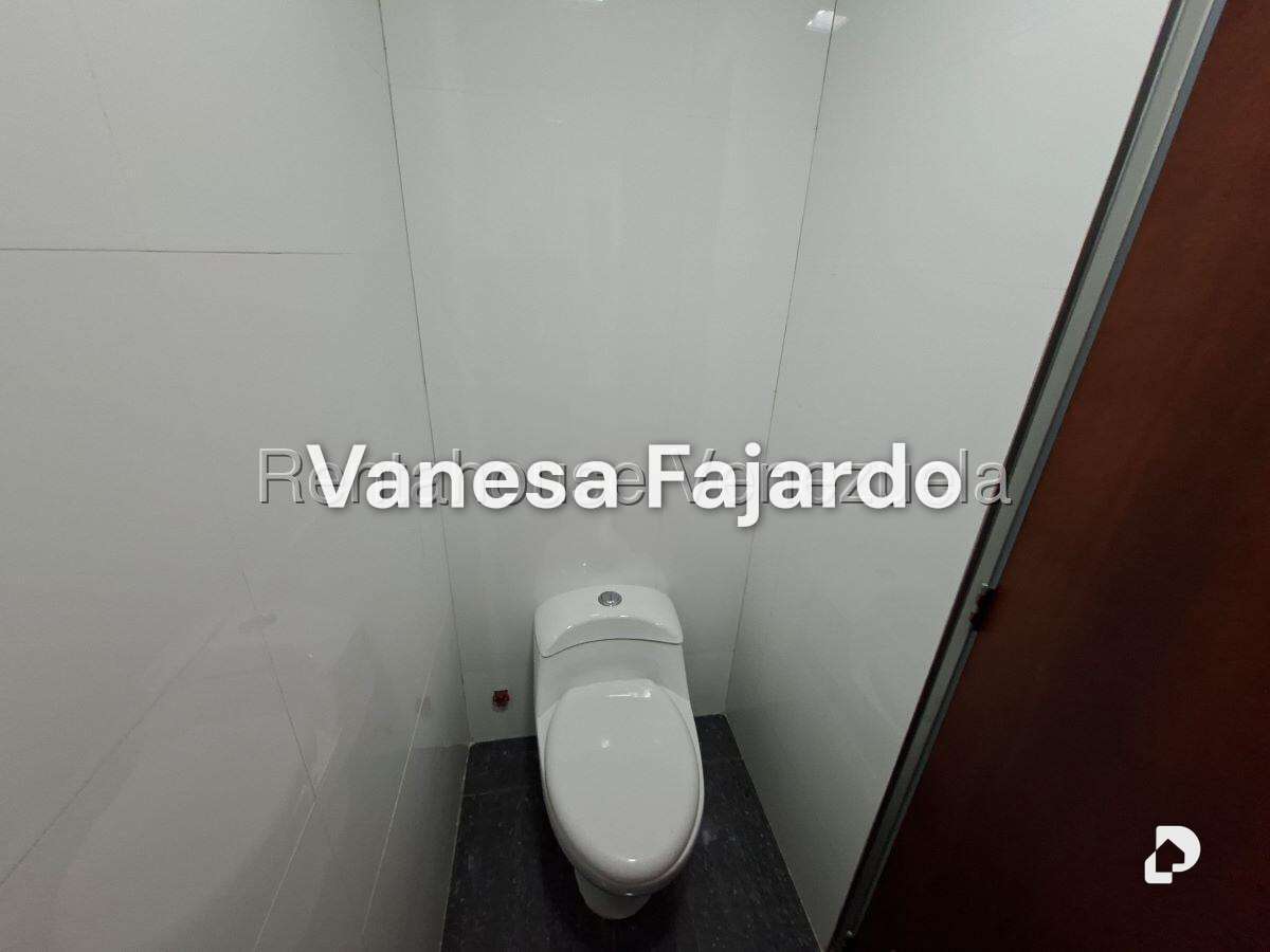 Oficina en Macaracuay, Caracas – 27