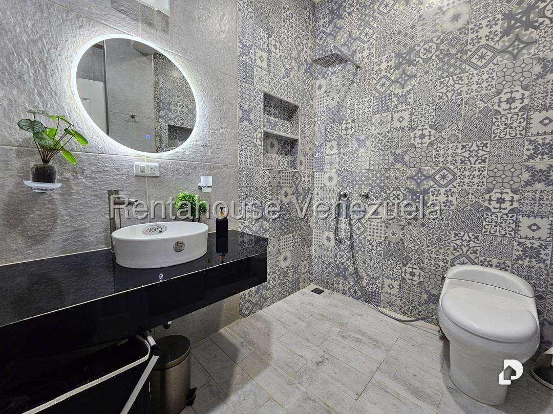Apartamento en Bello Monte, Caracas – 13