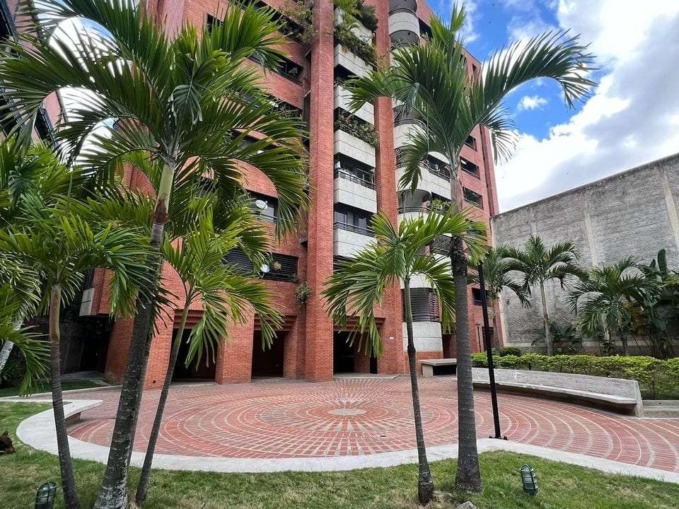 Apartamento en El Pedregal, Caracas - 1