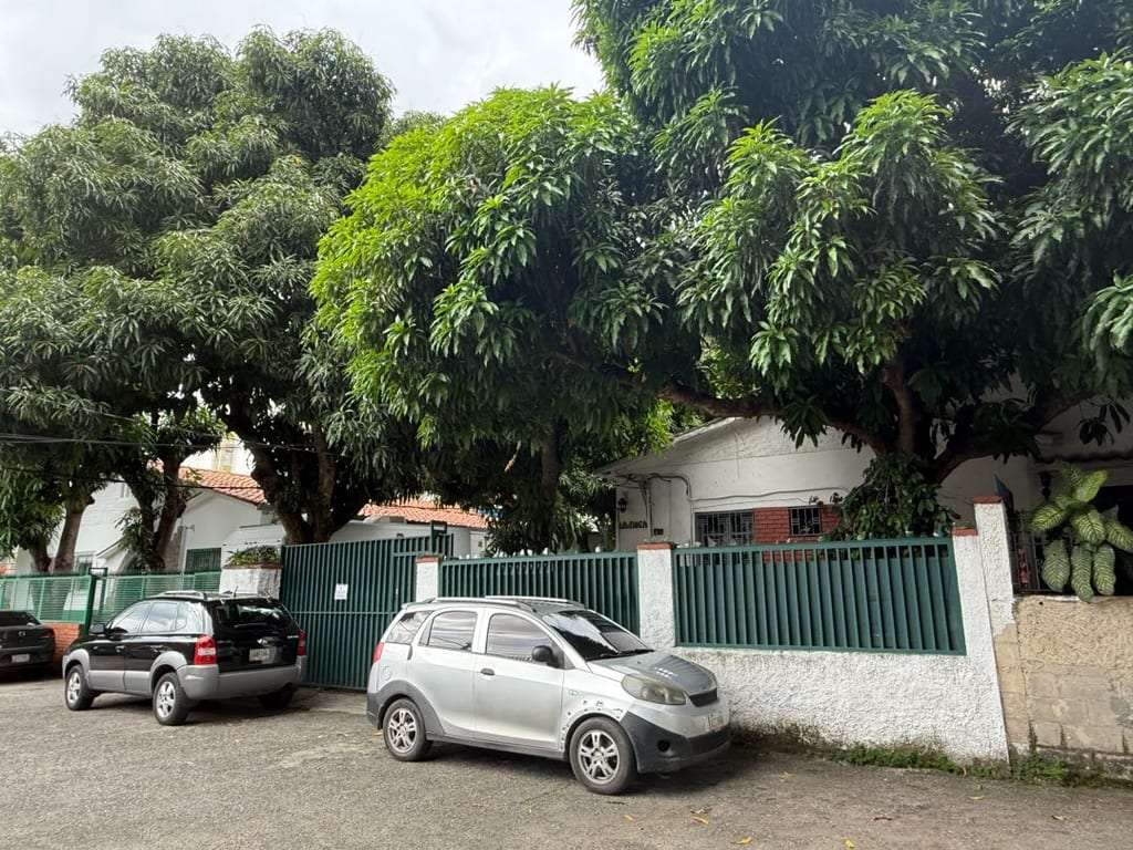 Casa en Los Palos Grandes, Caracas - 1