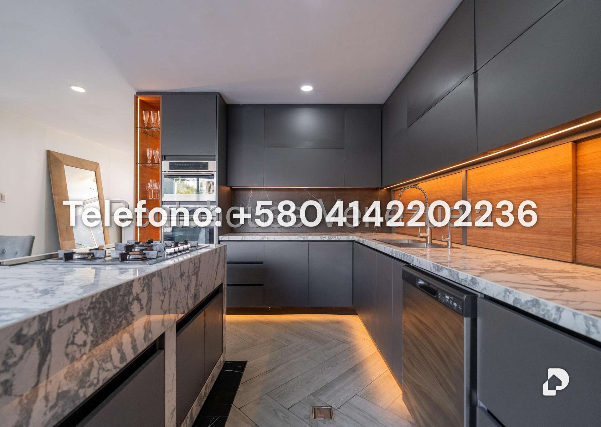 Casa en Santa Eduvigis, Caracas – 13