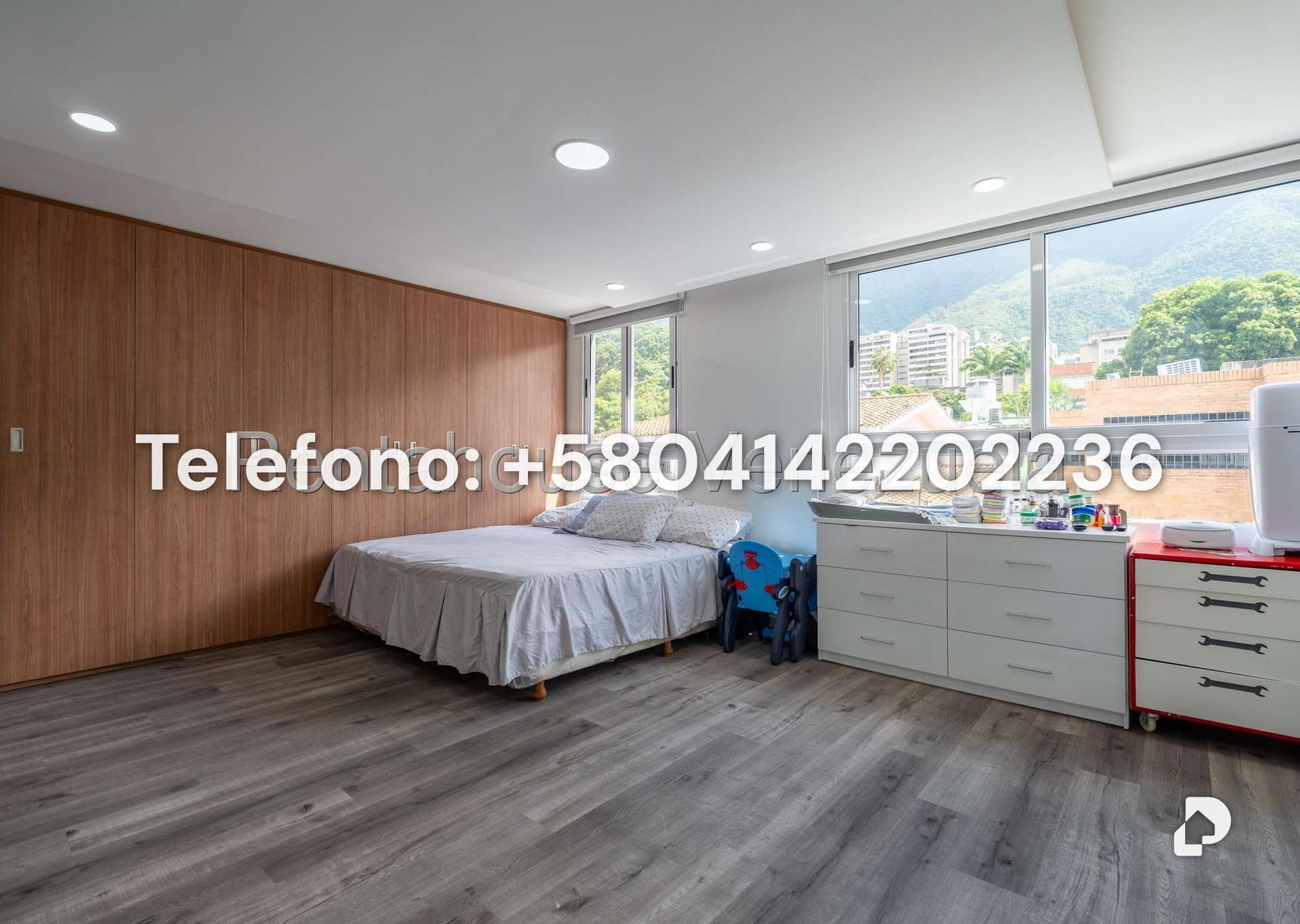Casa en Santa Eduvigis, Caracas – 24