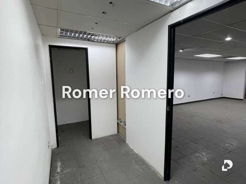 Local comercial en Zona Industrial, Valencia – 5