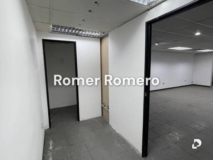 Local comercial en Zona Industrial, Valencia – 5