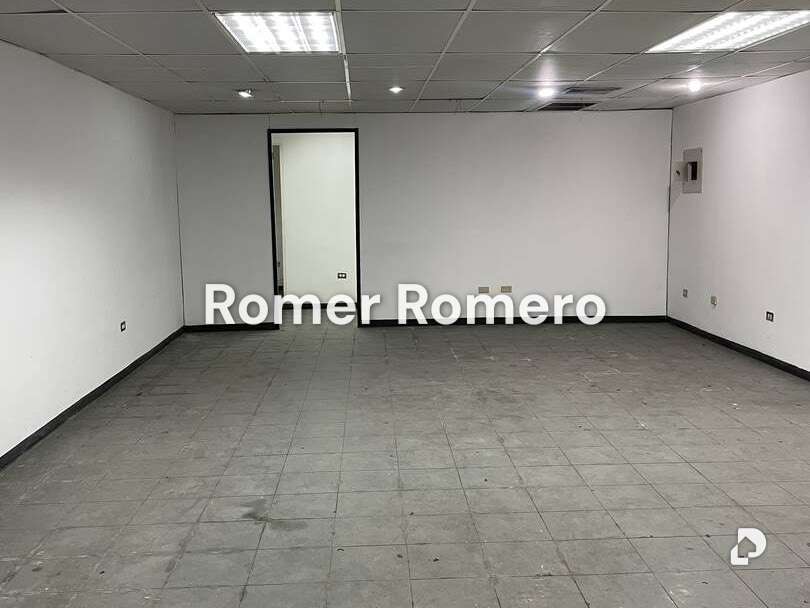 Local comercial en Zona Industrial, Valencia – 12