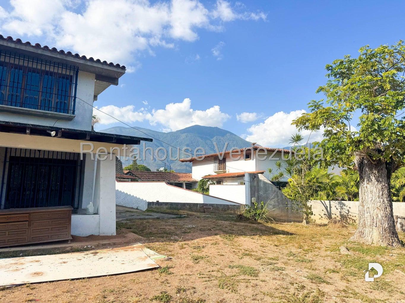 Casa en Valle Arriba, Caracas – 3