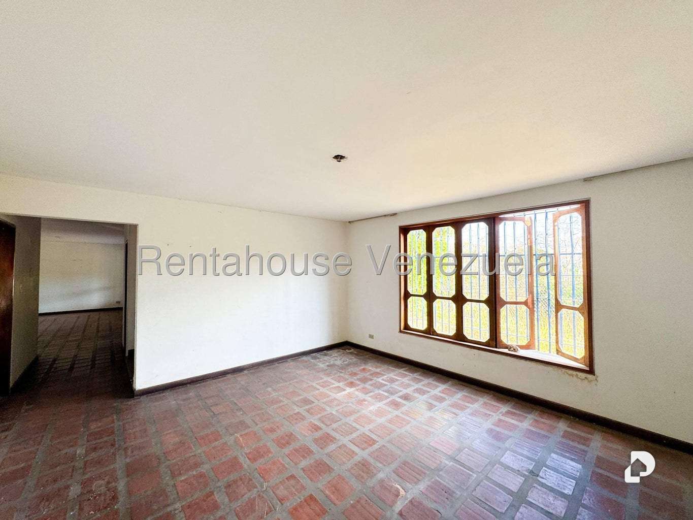 Casa en Valle Arriba, Caracas – 30