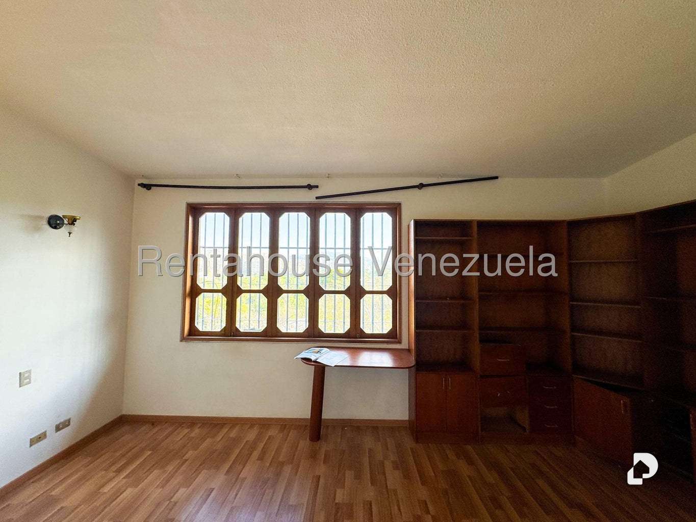 Casa en Valle Arriba, Caracas – 54