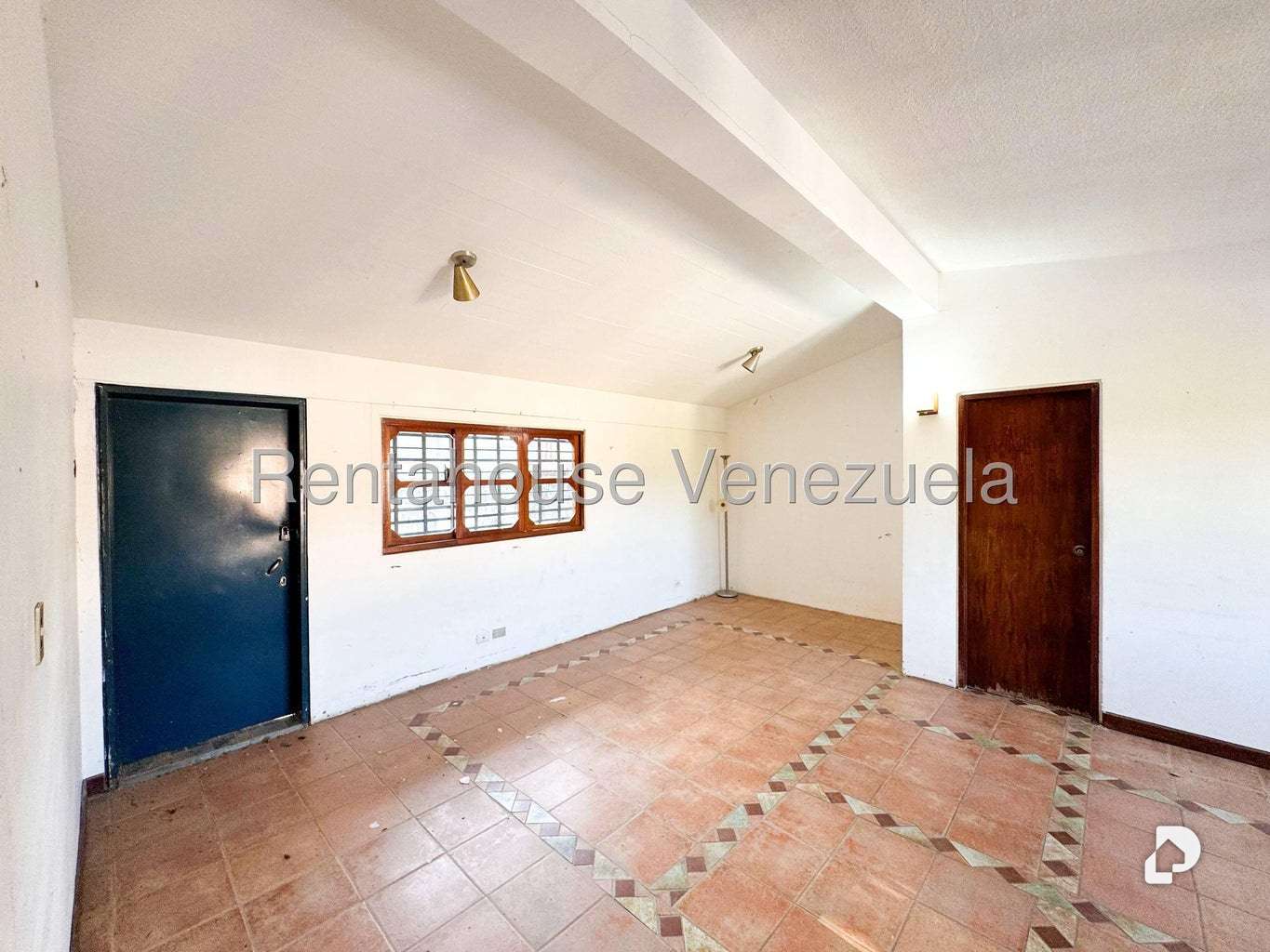 Casa en Valle Arriba, Caracas – 60