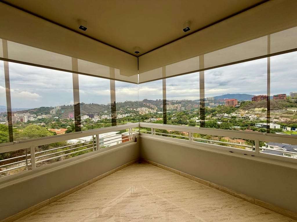 Apartamento en Colinas de Valle Arriba, Caracas - 1