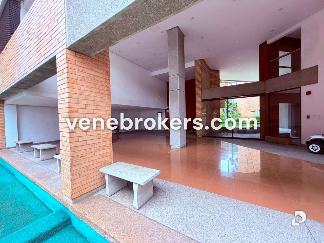 Apartamento en Campo Alegre, Caracas – 28